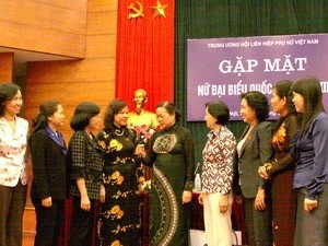 Training workshop to improve NA female deputies opens  - ảnh 1